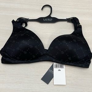 New Lauren Ralph Lauren
Comfort Collection Repeat-Logo Wireless T-Shirt Bra